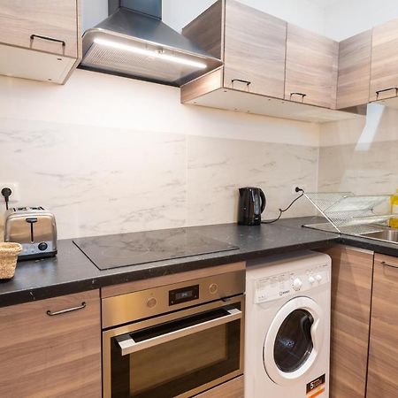 Appartement Coeur De Ville - Au Calme - Wifi - Four, Lave-Seche Linge Pau Exteriör bild
