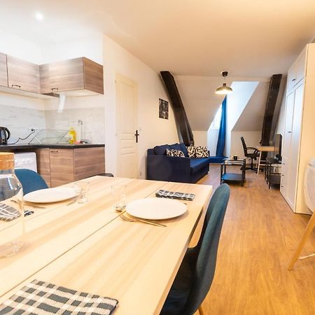 Appartement Coeur De Ville - Au Calme - Wifi - Four, Lave-Seche Linge Pau Exteriör bild