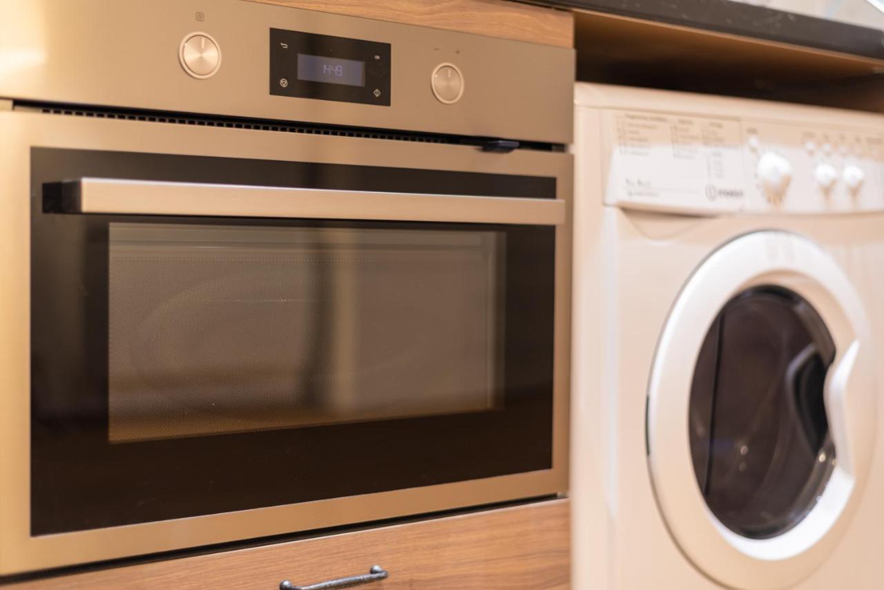 Appartement Coeur De Ville - Au Calme - Wifi - Four, Lave-Seche Linge Pau Exteriör bild